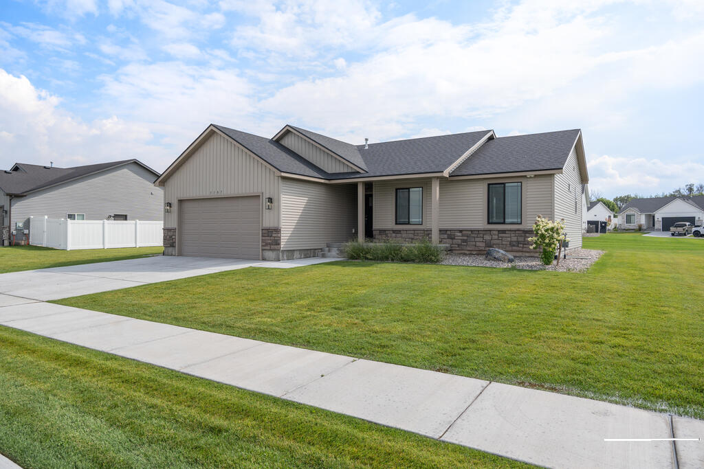 3187 Riata Lane Property Photo 2