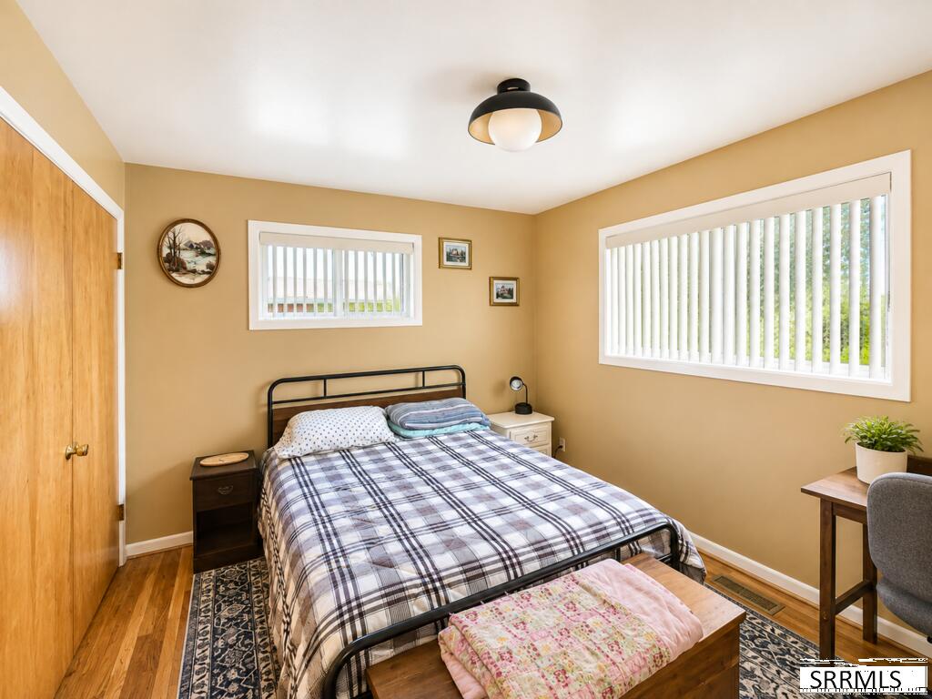 420 3rd W Property Photo 25