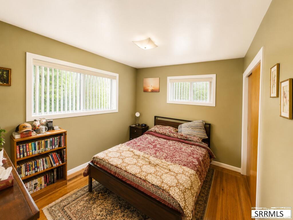 420 3rd W Property Photo 26