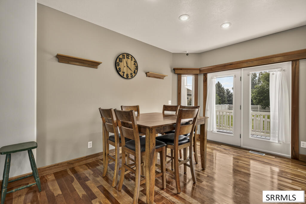 183 W 265 N Property Photo 16