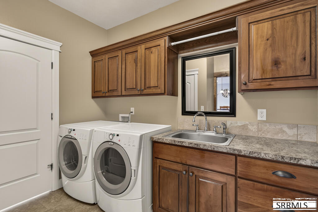 183 W 265 N Property Photo 32