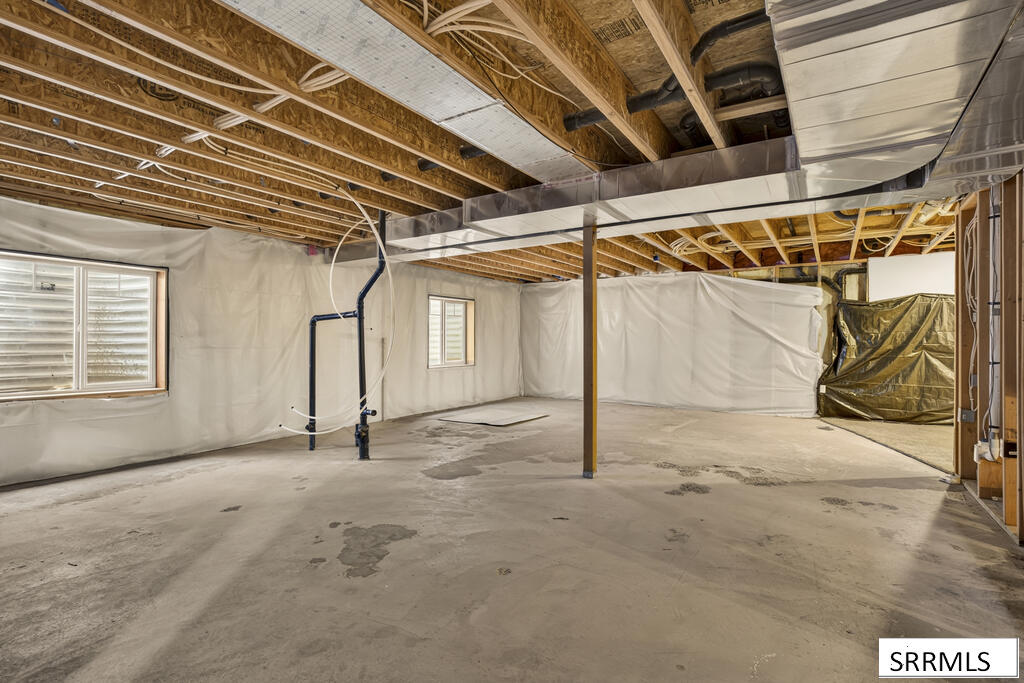 183 W 265 N Property Photo 36