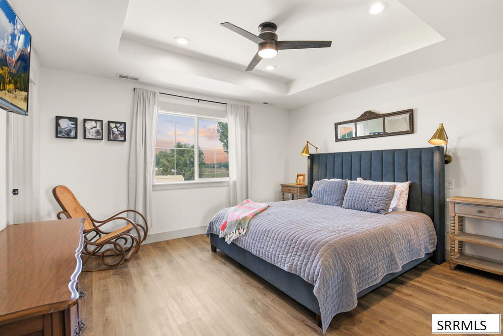 3953 E 460 N Property Photo 25