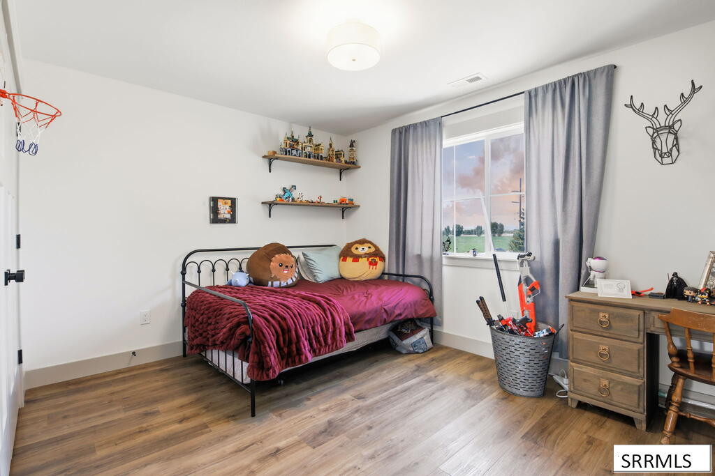 3953 E 460 N Property Photo 27