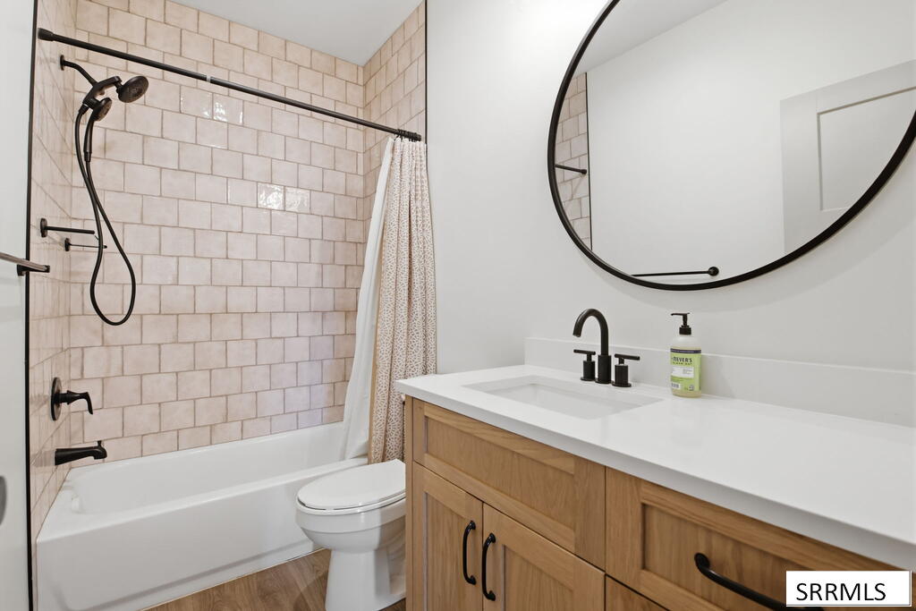 3953 E 460 N Property Photo 29