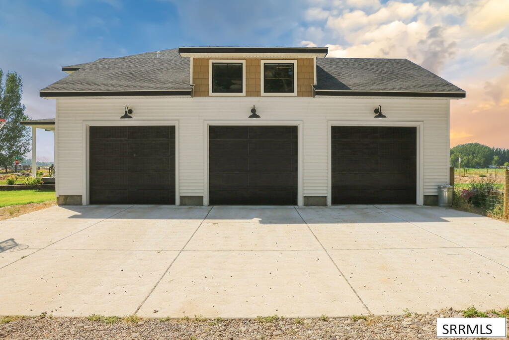 3953 E 460 N Property Photo 49
