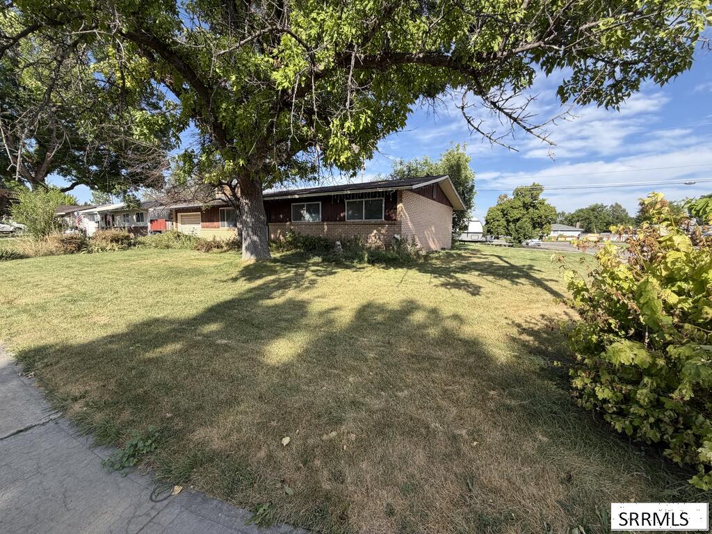 676 Davidson Drive Property Photo 1