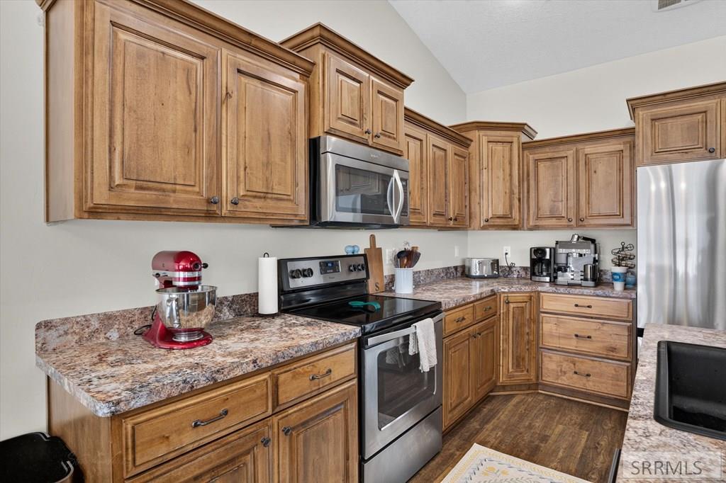 5085 Thurston Property Photo 19