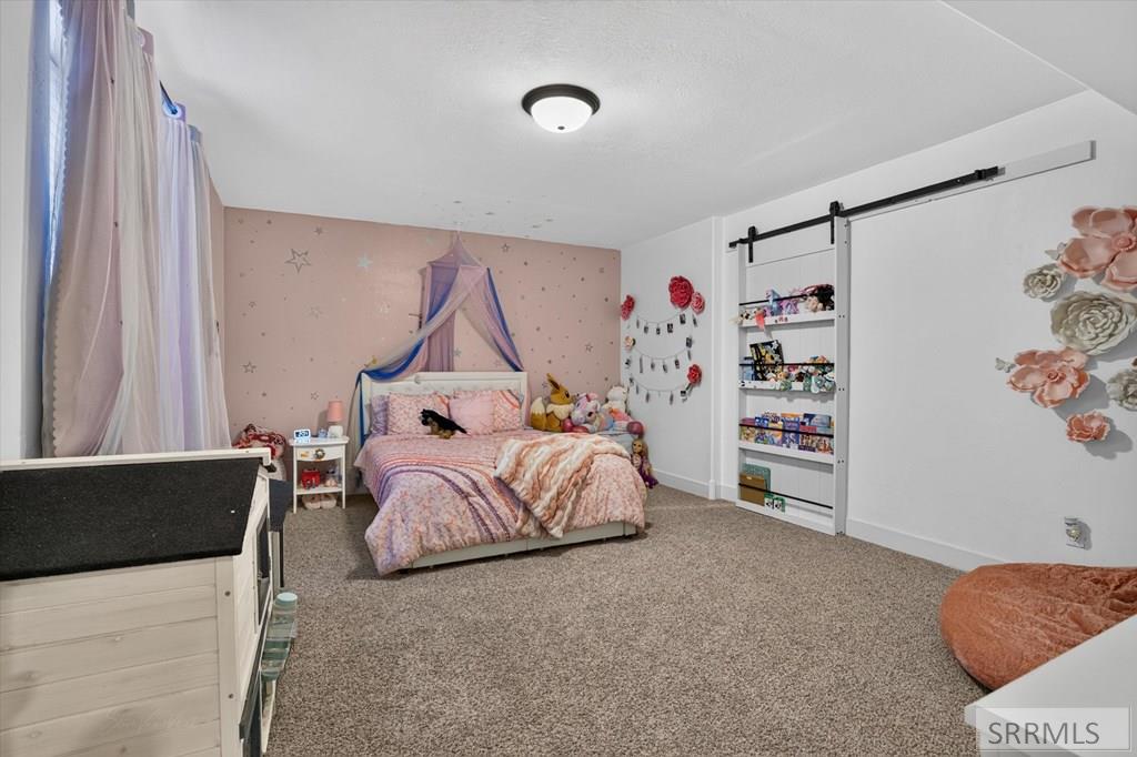 5085 Thurston Property Photo 34