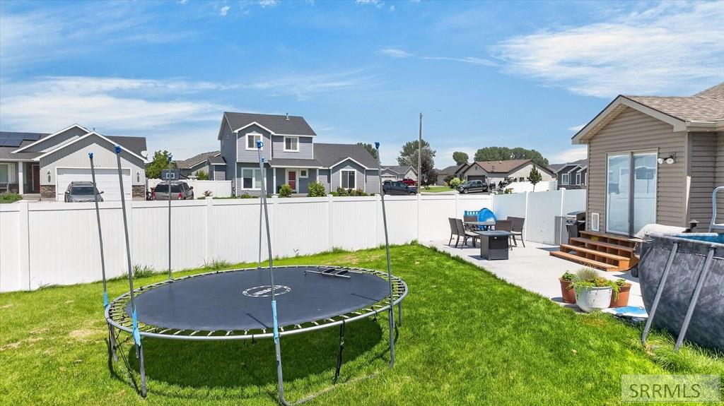 5085 Thurston Property Photo 44