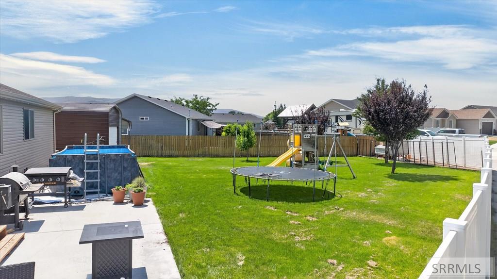 5085 Thurston Property Photo 46