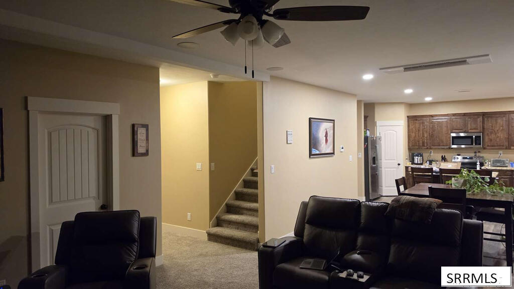 6853 S Packbridge Lane Property Photo 9