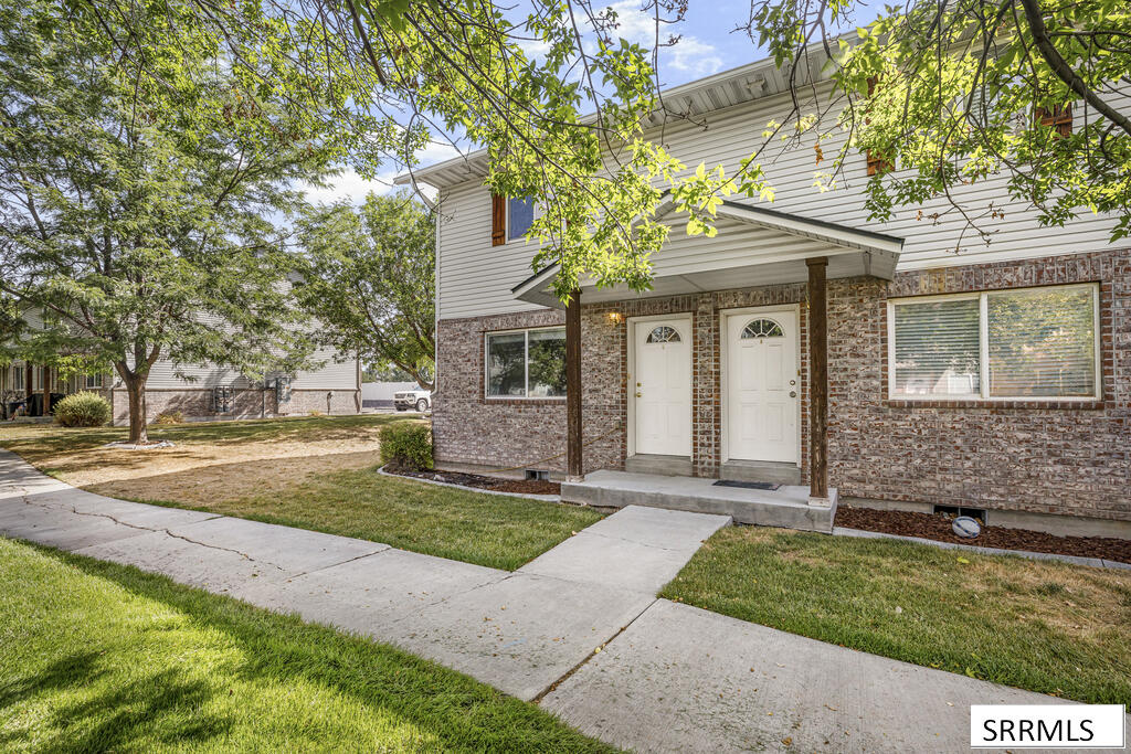 640 Sunflower Road Property Photo 3