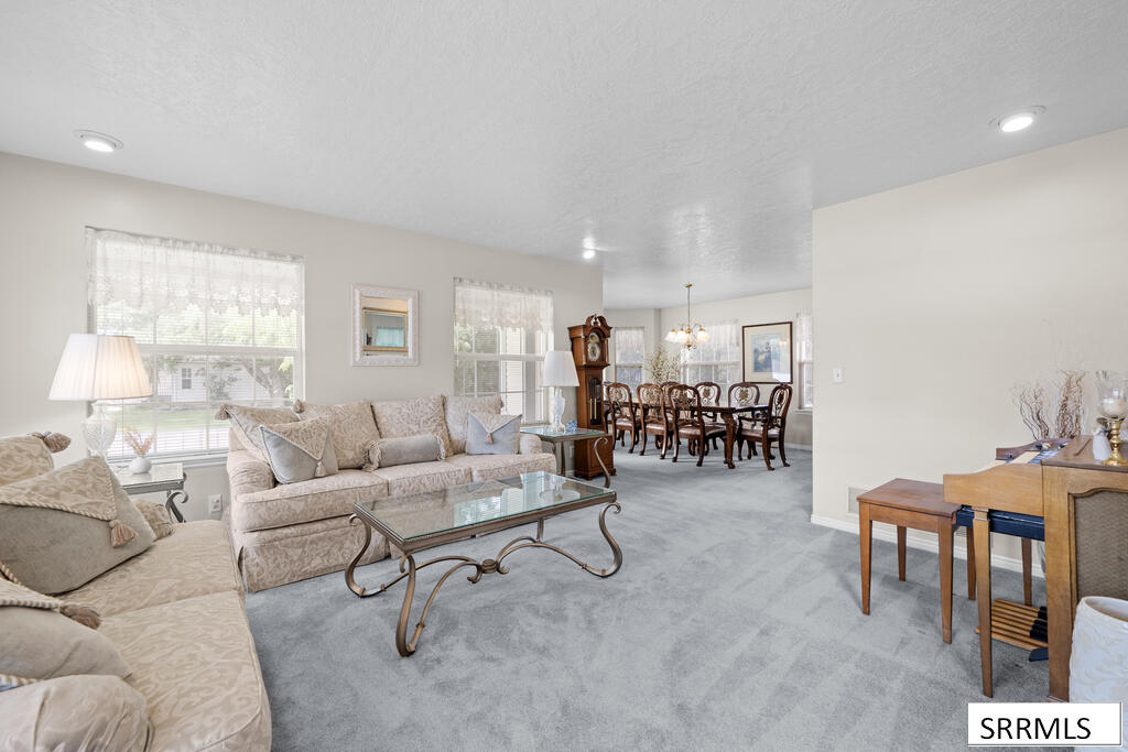 4951 Independence Property Photo 4