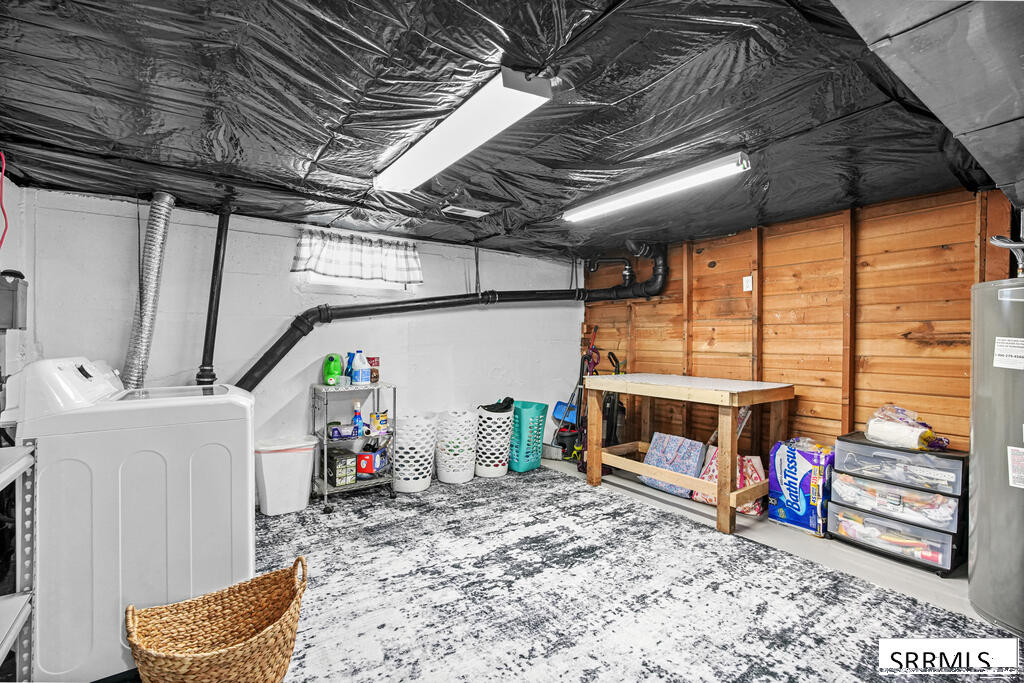 970 N 1000 E Property Photo 21