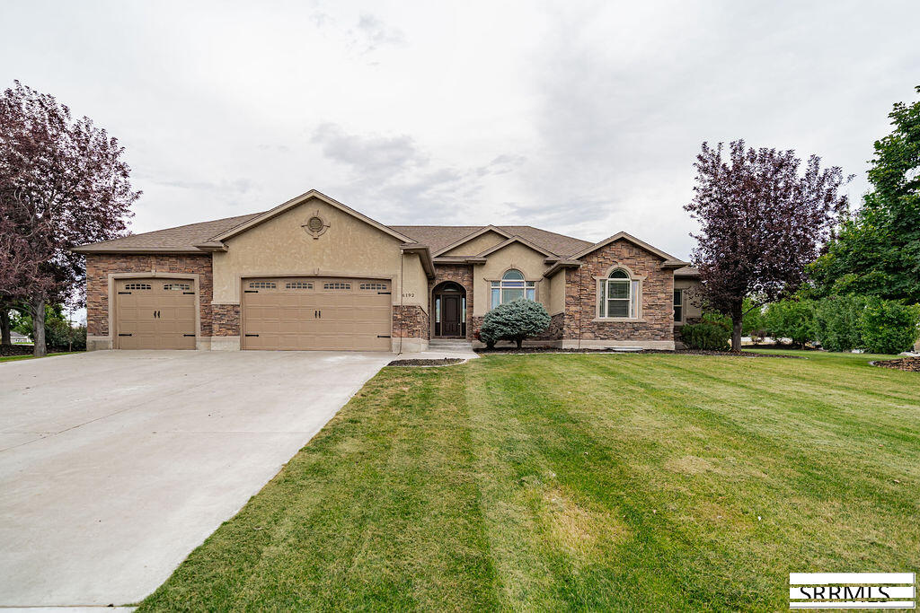 6192 E Pheasant Drive Property Photo 1