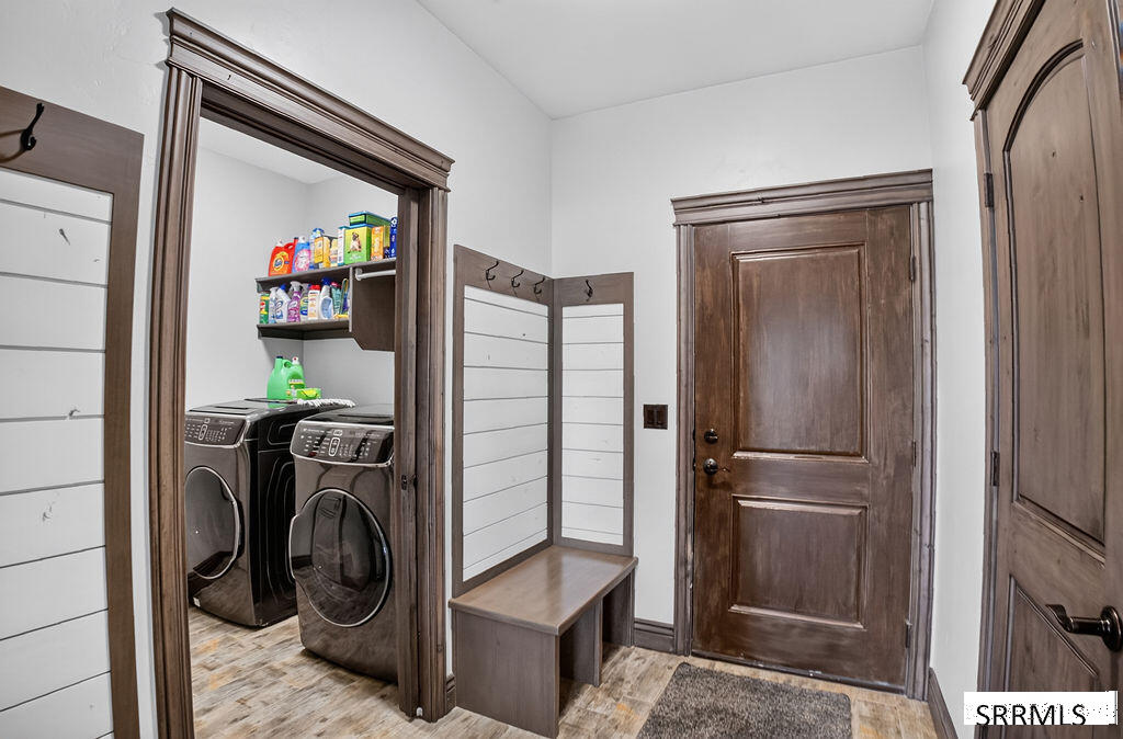 284 N 465 W Property Photo 17