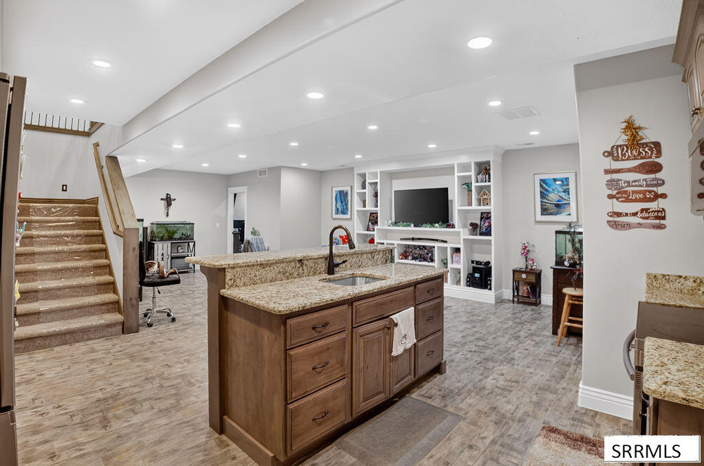 284 N 465 W Property Photo 42