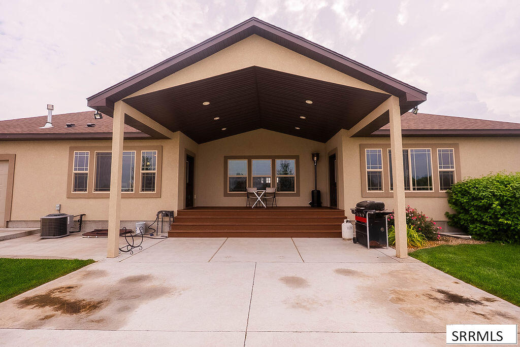 284 N 465 W Property Photo 62