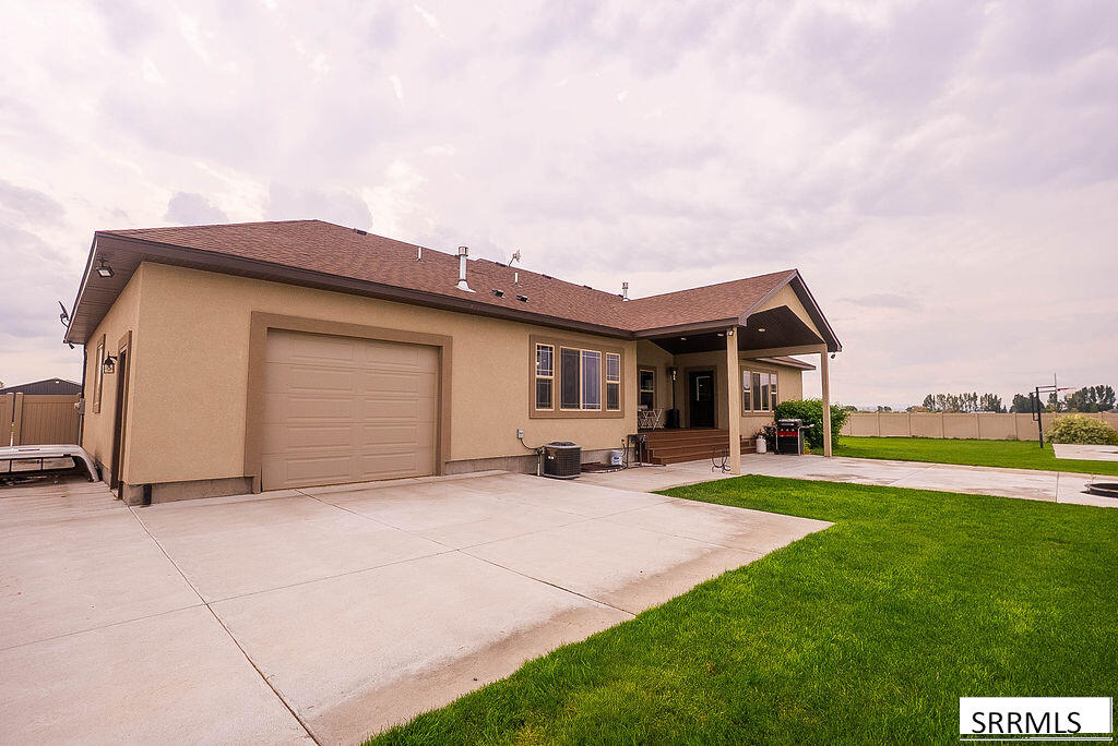 284 N 465 W Property Photo 63
