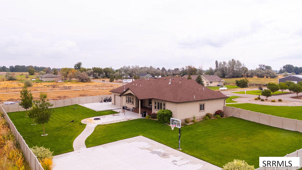 284 N 465 W Property Photo 66