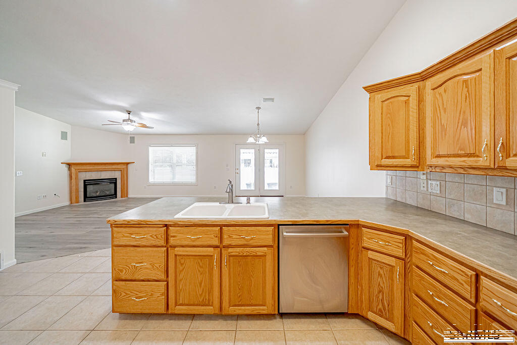 2086 12th Street Circle Property Photo 8