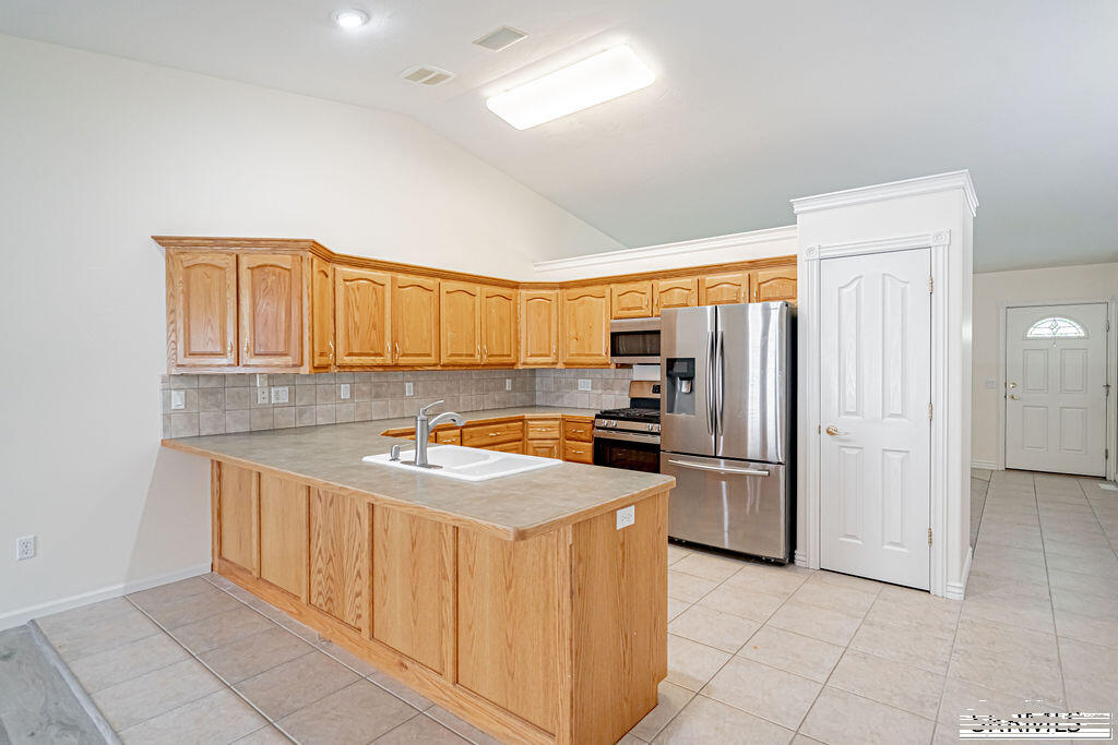 2086 12th Street Circle Property Photo 9