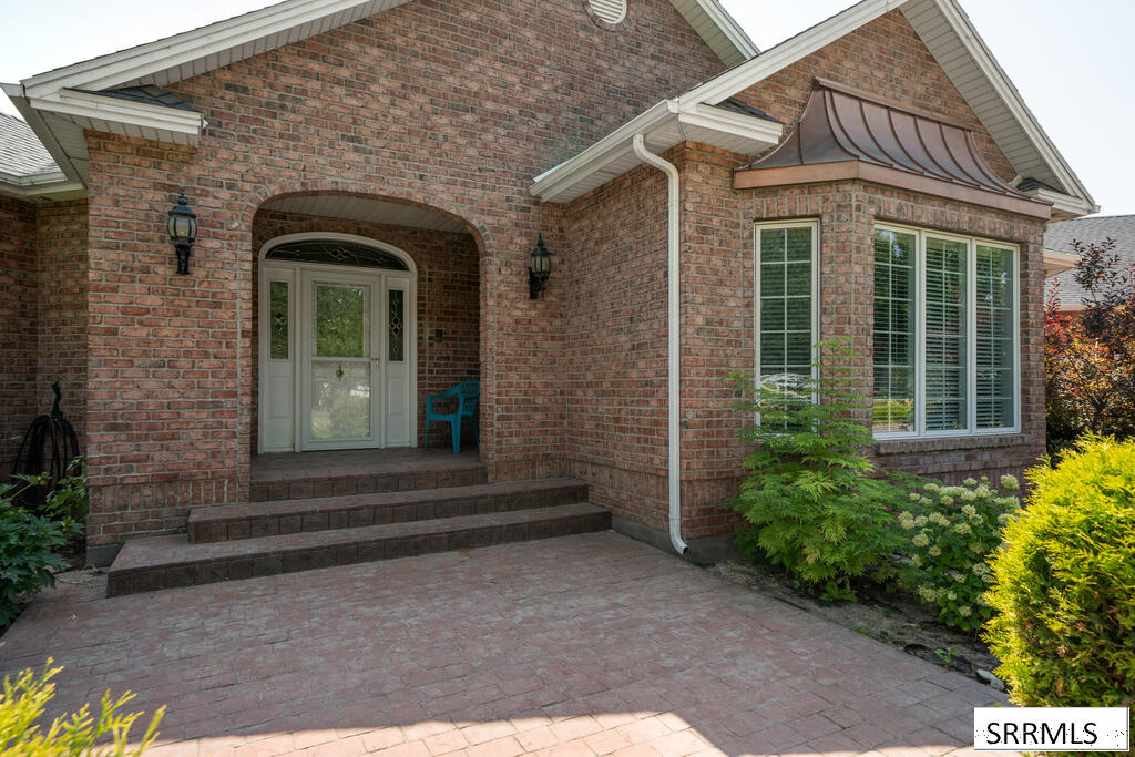 583 W Honey Creek Property Photo 4