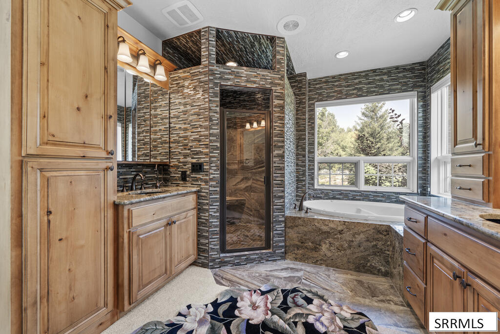 583 W Honey Creek Property Photo 66