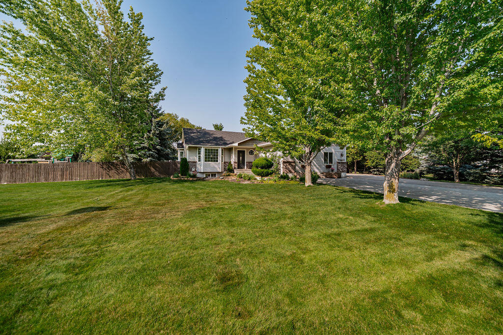4055 E 356 N Property Photo 3