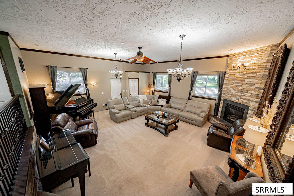 4055 E 356 N Property Photo 5