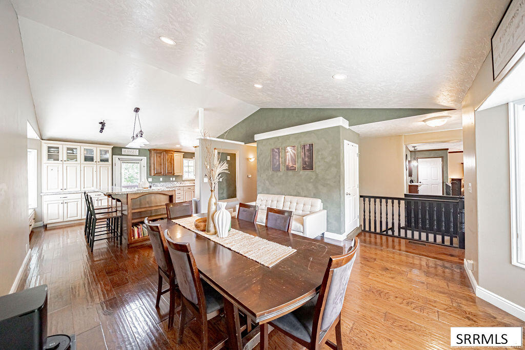 4055 E 356 N Property Photo 11