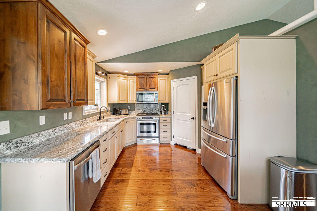 4055 E 356 N Property Photo 15