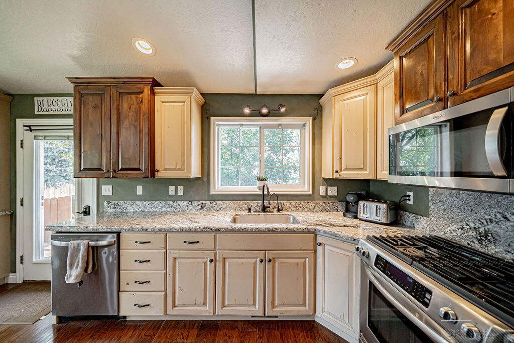 4055 E 356 N Property Photo 16