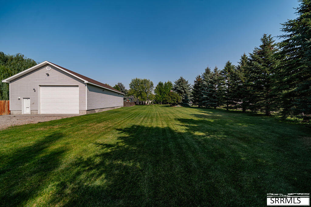 4055 E 356 N Property Photo 51