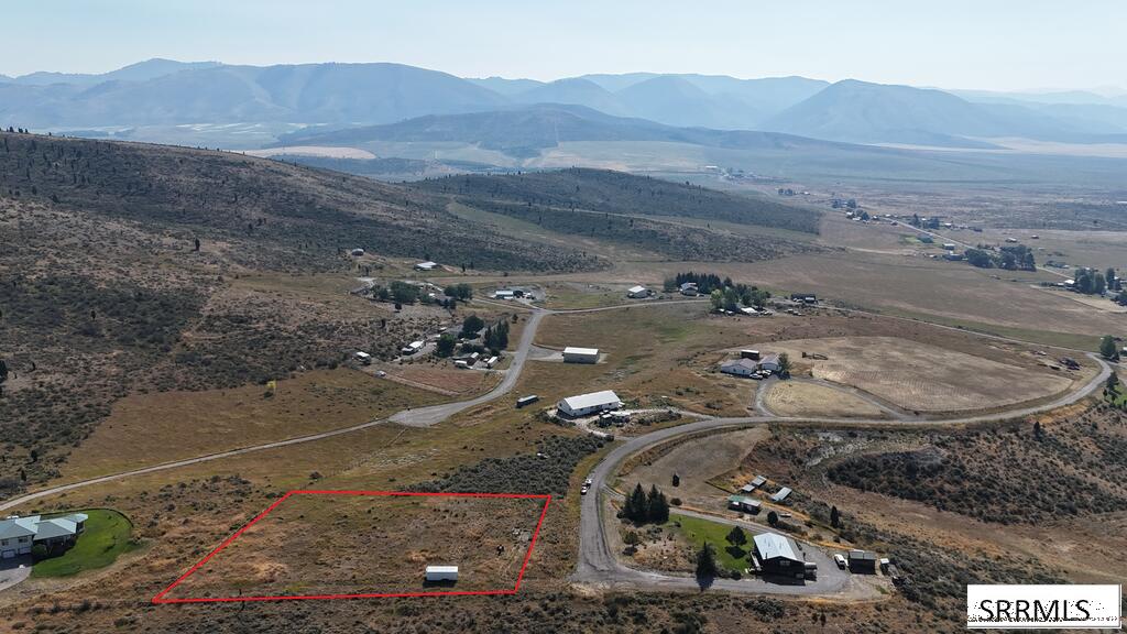 1662 Skyline Drive Property Photo 10