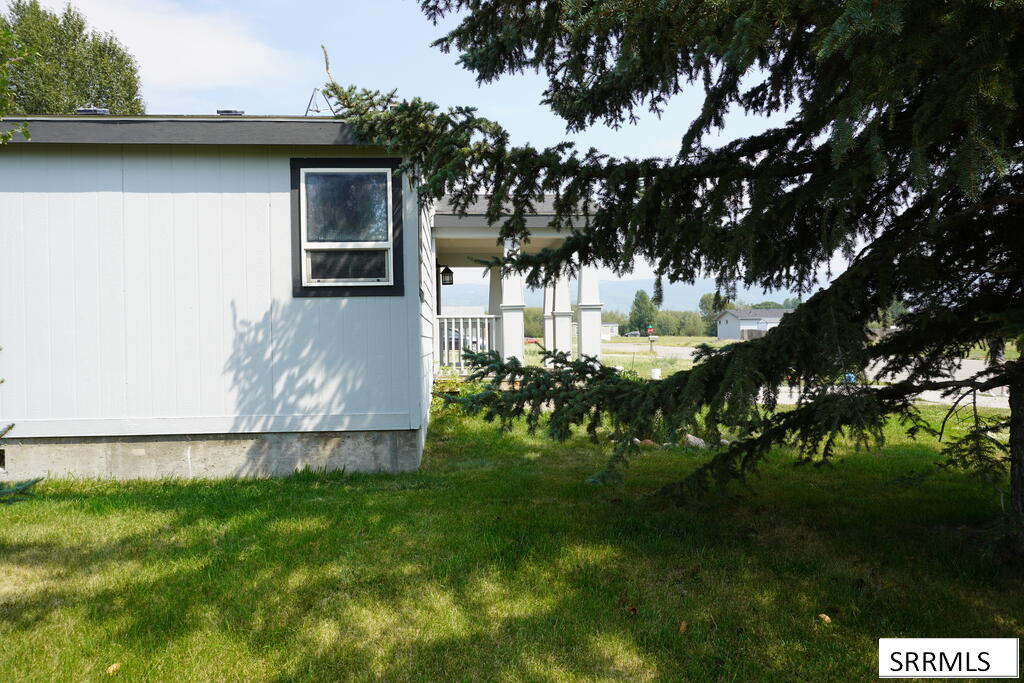 205 E Opal Avenue Property Photo 4