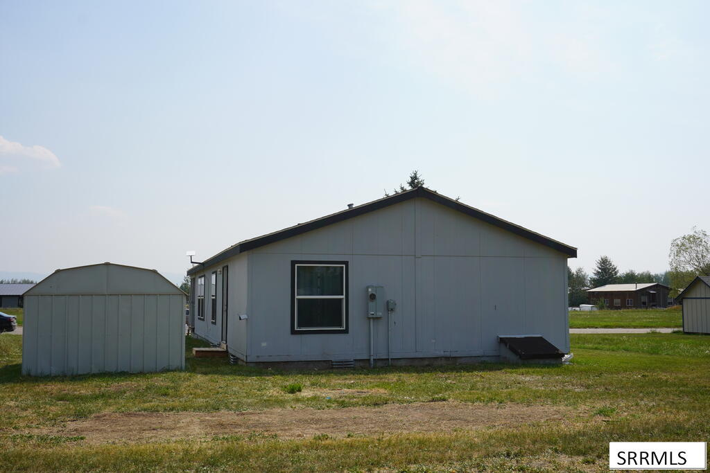205 E Opal Avenue Property Photo 6