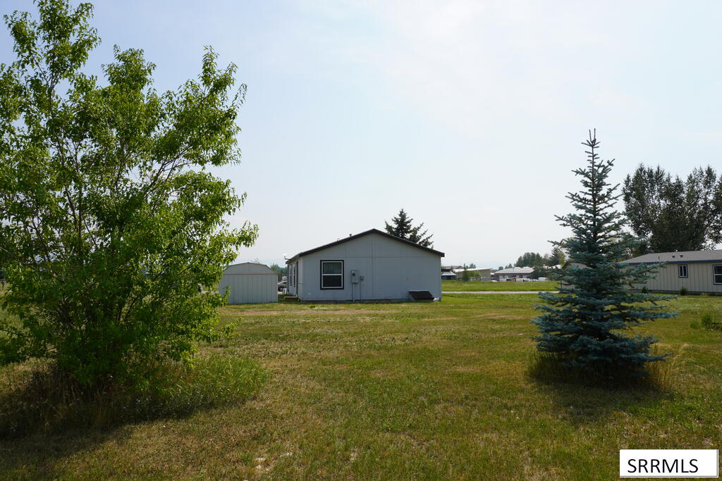 205 E Opal Avenue Property Photo 7