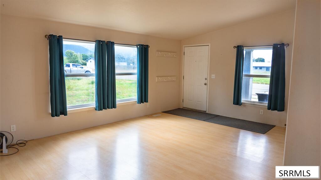 205 E Opal Avenue Property Photo 9