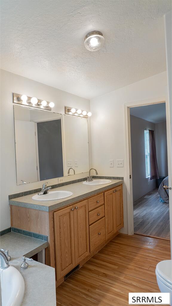 205 E Opal Avenue Property Photo 27