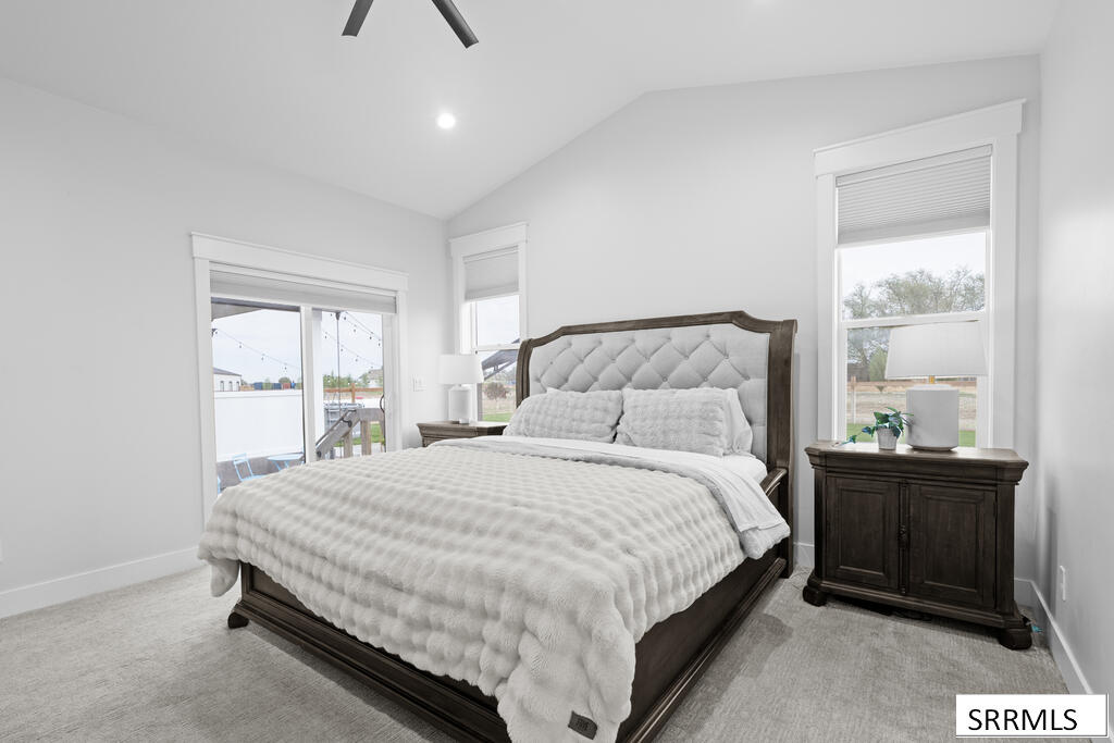 954 E 1100 N Property Photo 34