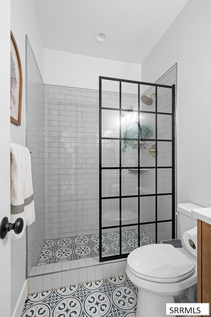 954 E 1100 N Property Photo 44