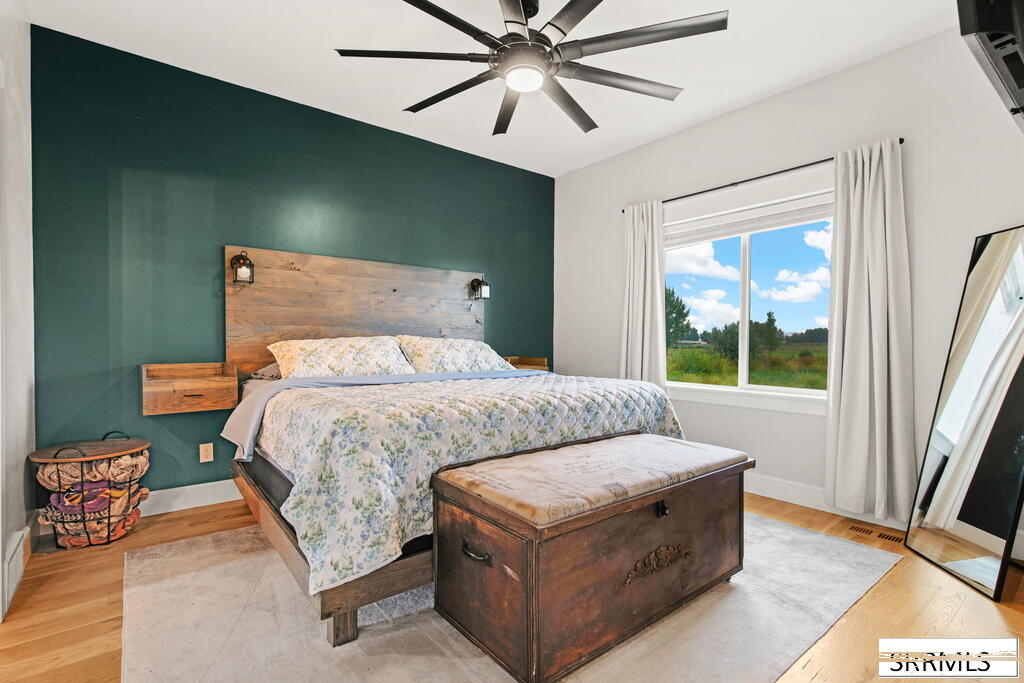 3819 E 420 N Property Photo 22