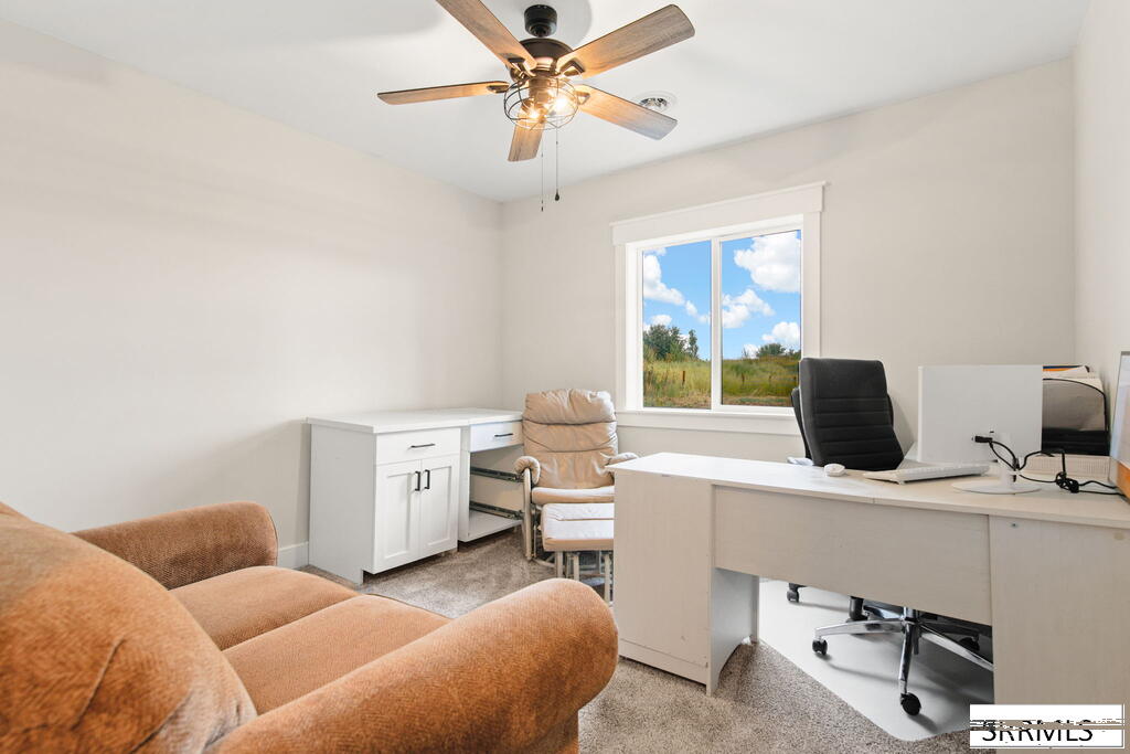 3819 E 420 N Property Photo 37