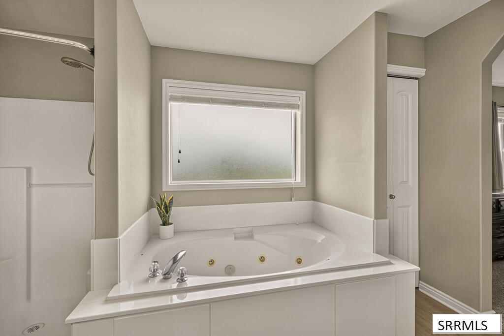 4224 Forest Glen Drive Property Photo 22