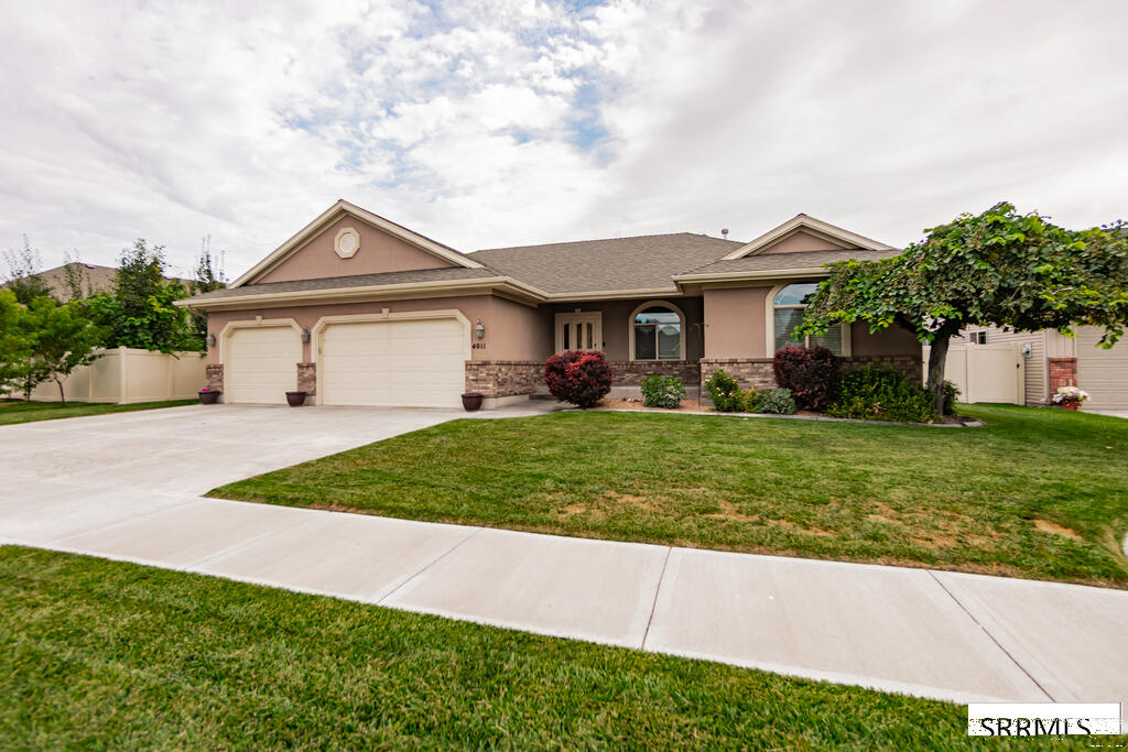 4011 Shadow Mountain Trail Property Photo 2
