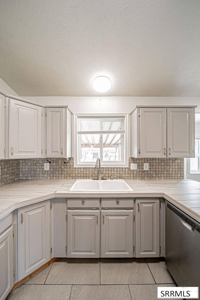 191 N 3990 E Property Photo 17