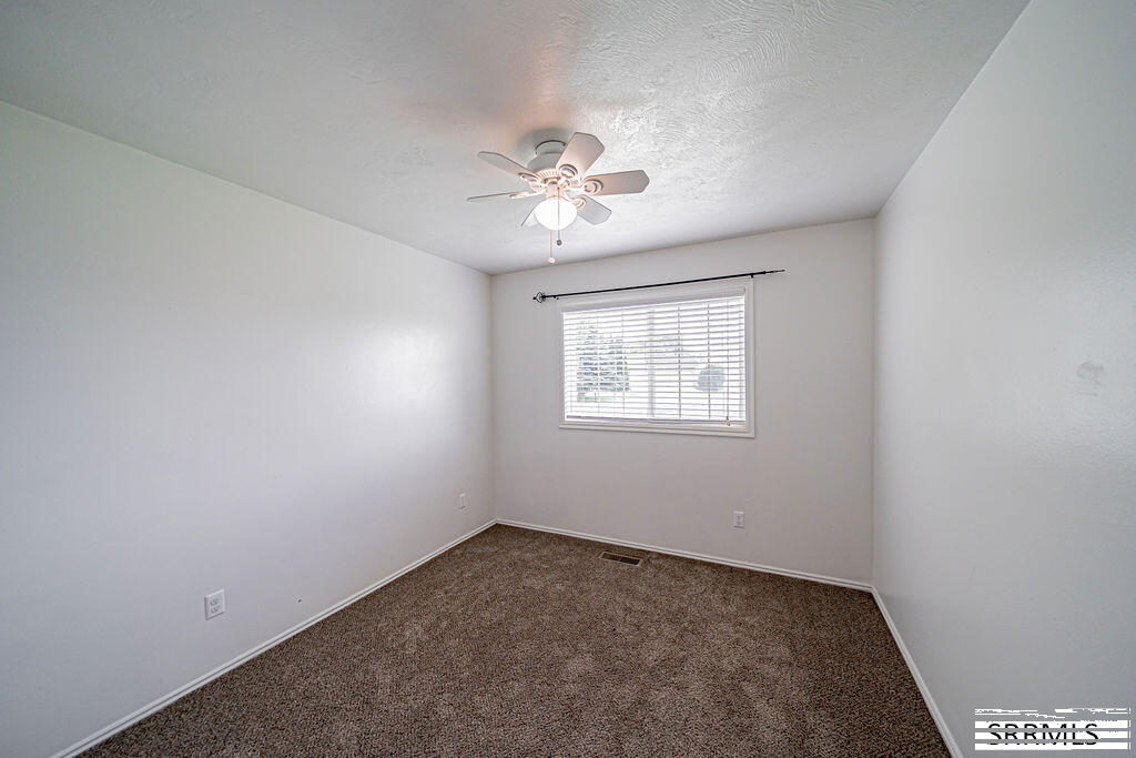 191 N 3990 E Property Photo 30