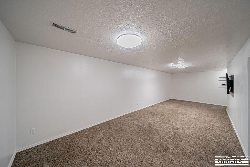 191 N 3990 E Property Photo 37